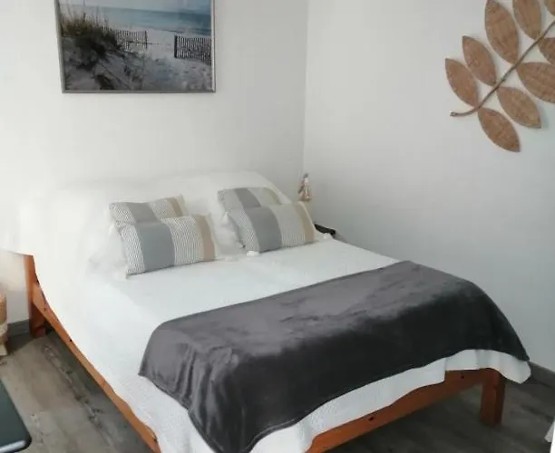 Apartamento Jolie A Louer Dans La Pinede A 5mn A Pied De La *